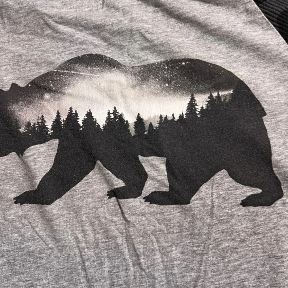 Old Navy Boy‎ XL (14/16) Gray Camo Bear Forrest Graphic Raglan Long Sleeve Shirt